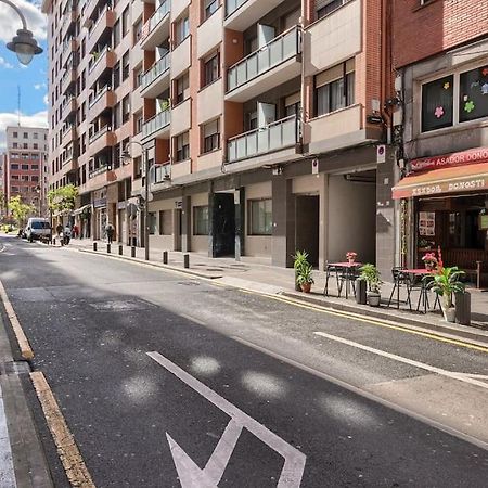 San Mames Football & Parking Bilbao Exterior foto